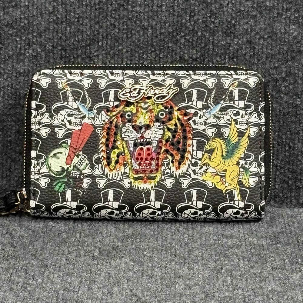 Ed Hardy Wallet Wristlet Womens One Size Black Tattoo Tiger Skull Zip Around